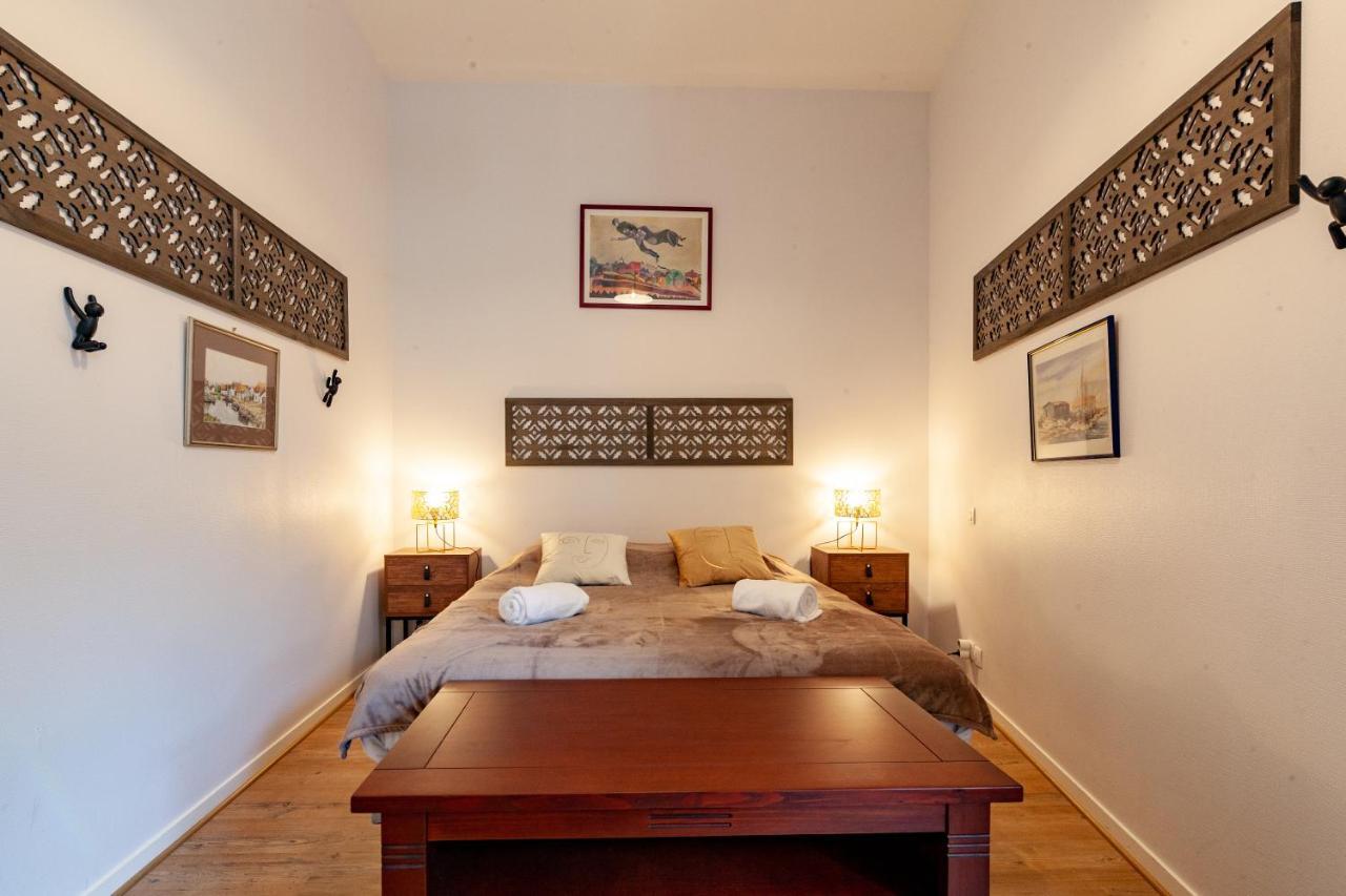 Le Patio - Hypercentre - Cour Au Calme - Wifi Apartment Vannes Bagian luar foto